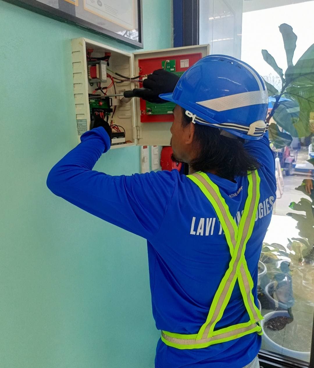 LAVI Technologies team project installation
